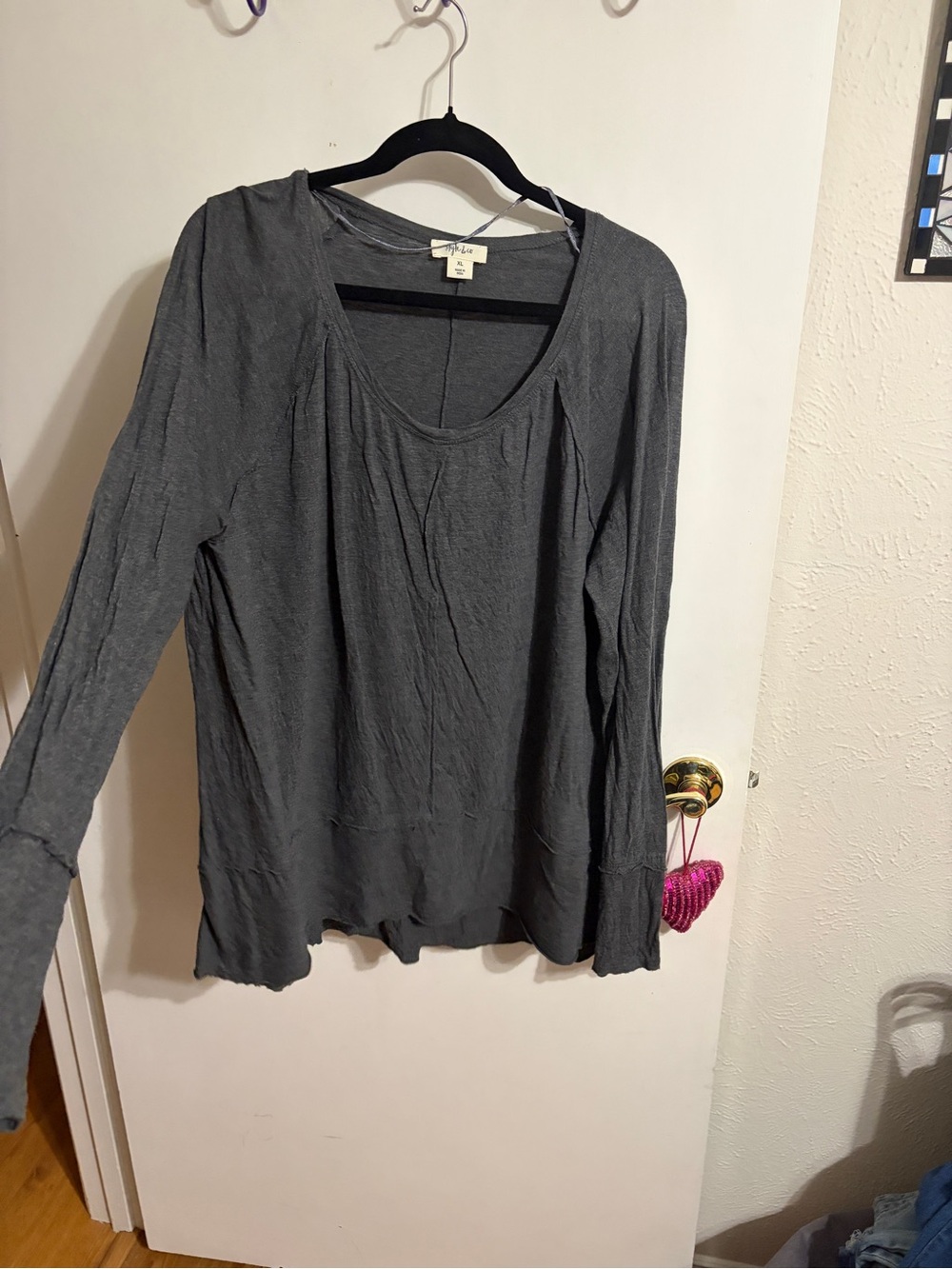 💜 XL Style & Co. Charcoal Long-Sleeve Scoop Neck Top